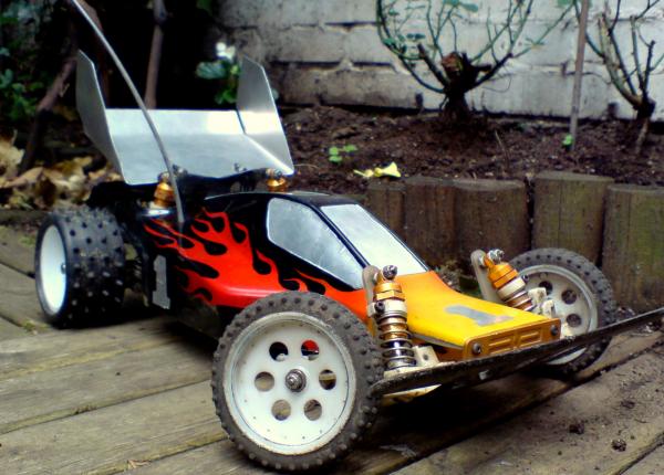 RC10 - my first RC car. Found it again after decades of storage back in California w/ the parents and I brought it back here to London in 2006. Was so proud of that paintjob when I did it 20 odd years ago!